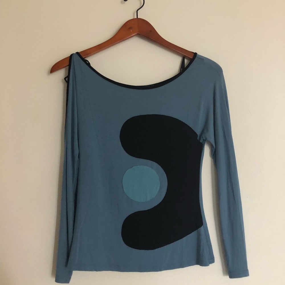 Bebe long sleeve shirt